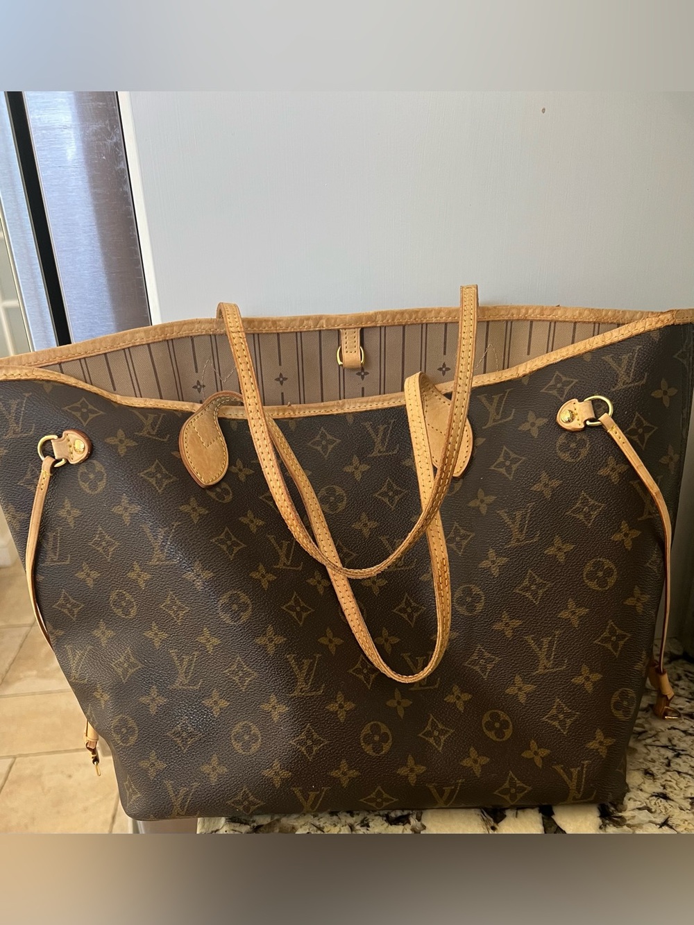 Louis Vuitton Neverfull tote
